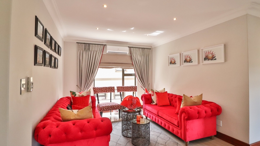 6 Bedroom Property for Sale in Birdwood Estate North West